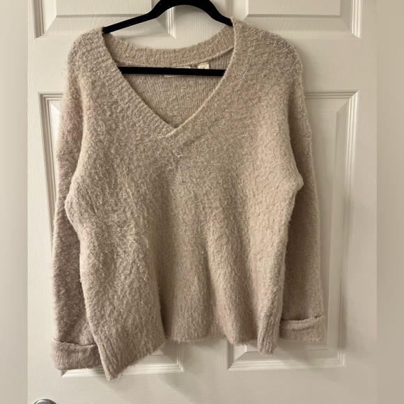 Anthropologie Sweater - Picture 1 of 4